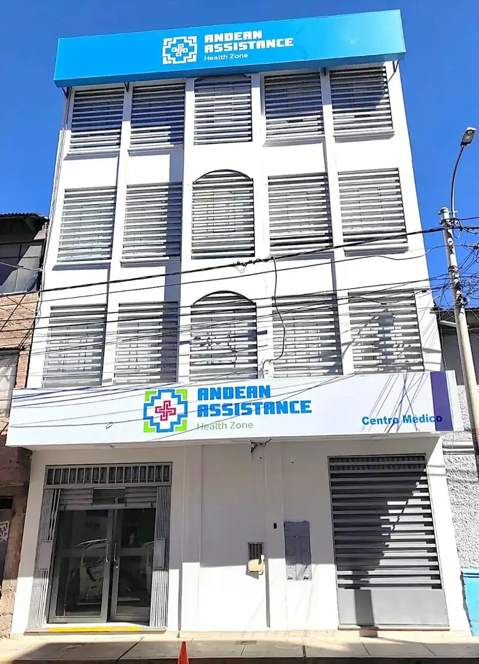 Fachada de Andean Assistance HZ Medical Center en Puno